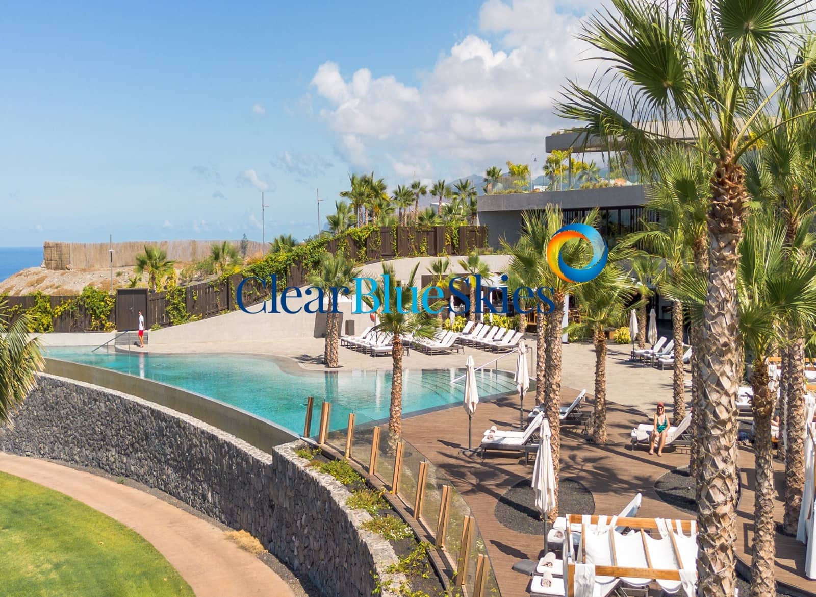 2 bedroom Apartment for sale in Playa San Juan with pool garage - € 1,015,000 (Ref: 9743089)