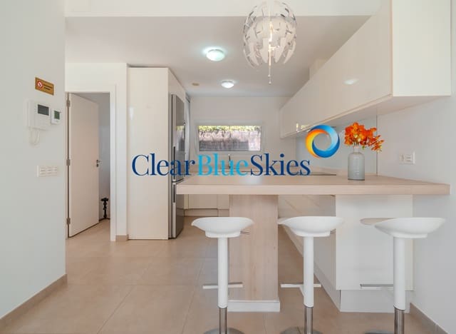 3 quarto Moradia para venda em Playa Paraiso, Adeje com piscina garagem - 1 100 000 € (Ref: 9757926)