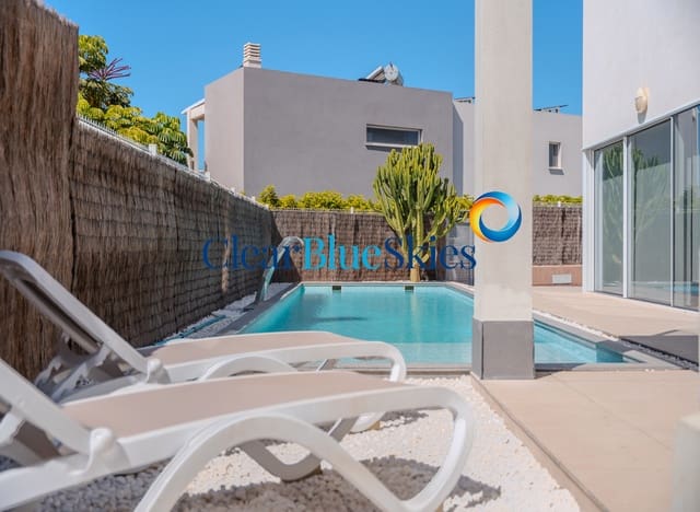 3 quarto Moradia para venda em Playa Paraiso, Adeje com piscina garagem - 1 100 000 € (Ref: 9757926)