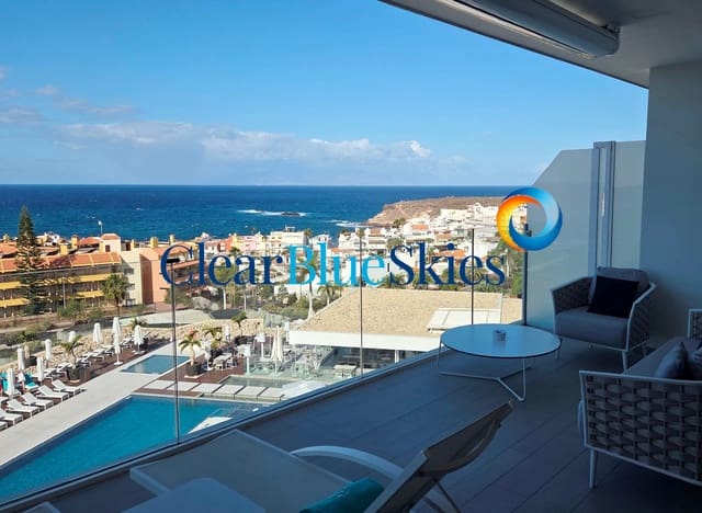 1 soveværelse Lejlighed til salg i La Caleta, Valverde med swimmingpool - € 780.000 (Ref: 9761542)