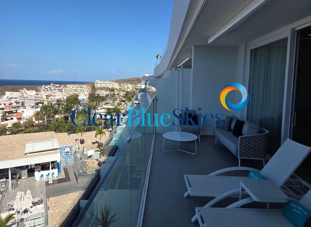 1 soveværelse Lejlighed til salg i La Caleta, Valverde med swimmingpool - € 780.000 (Ref: 9761542)