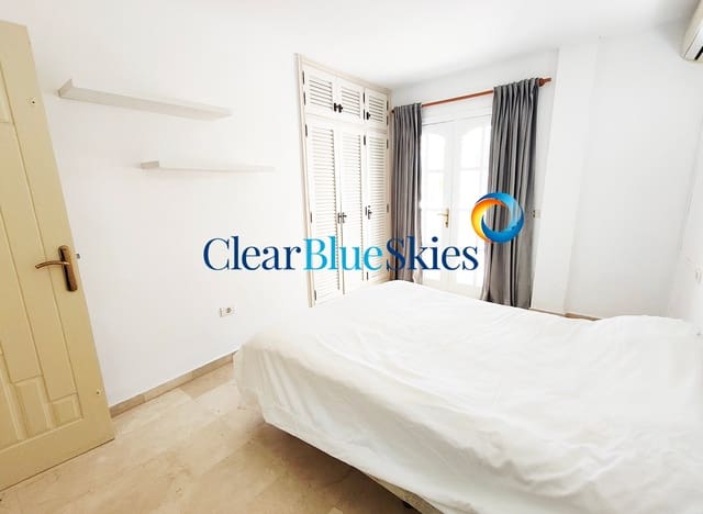 2 soverom Hus til salgs i Callao Salvaje, Adeje med svømmebasseng garasje - € 525 000 (Ref: 9777295)