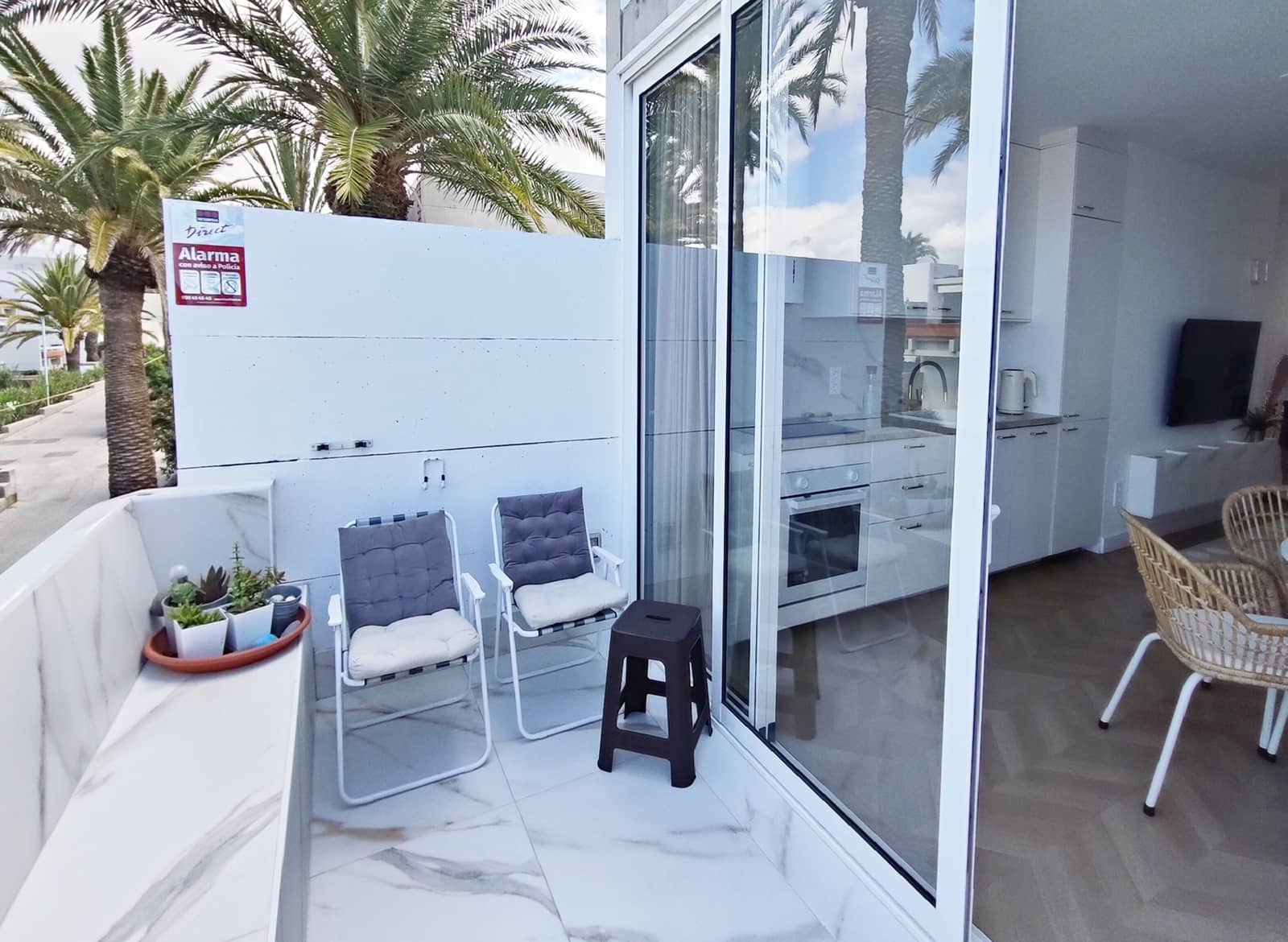 Studio til salgs i Costa del Silencio med garasje - € 195 000 (Ref: 9795770)