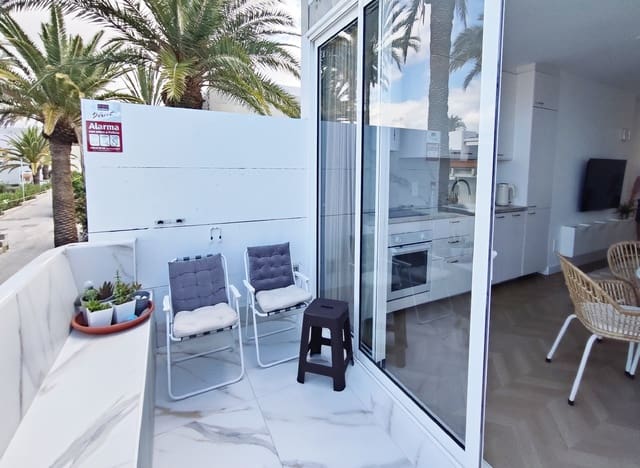 Studio til salgs i Costa del Silencio, Arona med garasje - € 195 000 (Ref: 9795770)