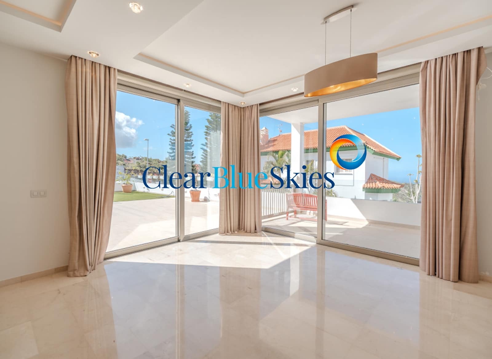 5 bedroom Villa for sale in Torviscas with garage - € 2,100,000 (Ref: 9798445)