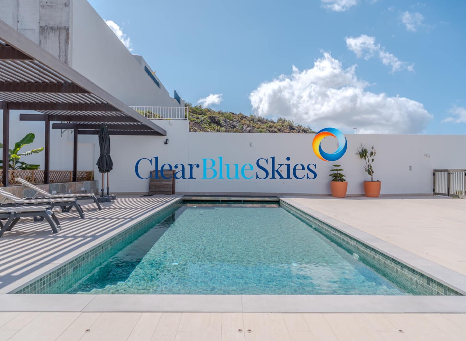 5 bedroom Villa for sale in Torviscas with garage - € 2,100,000 (Ref: 9798445)