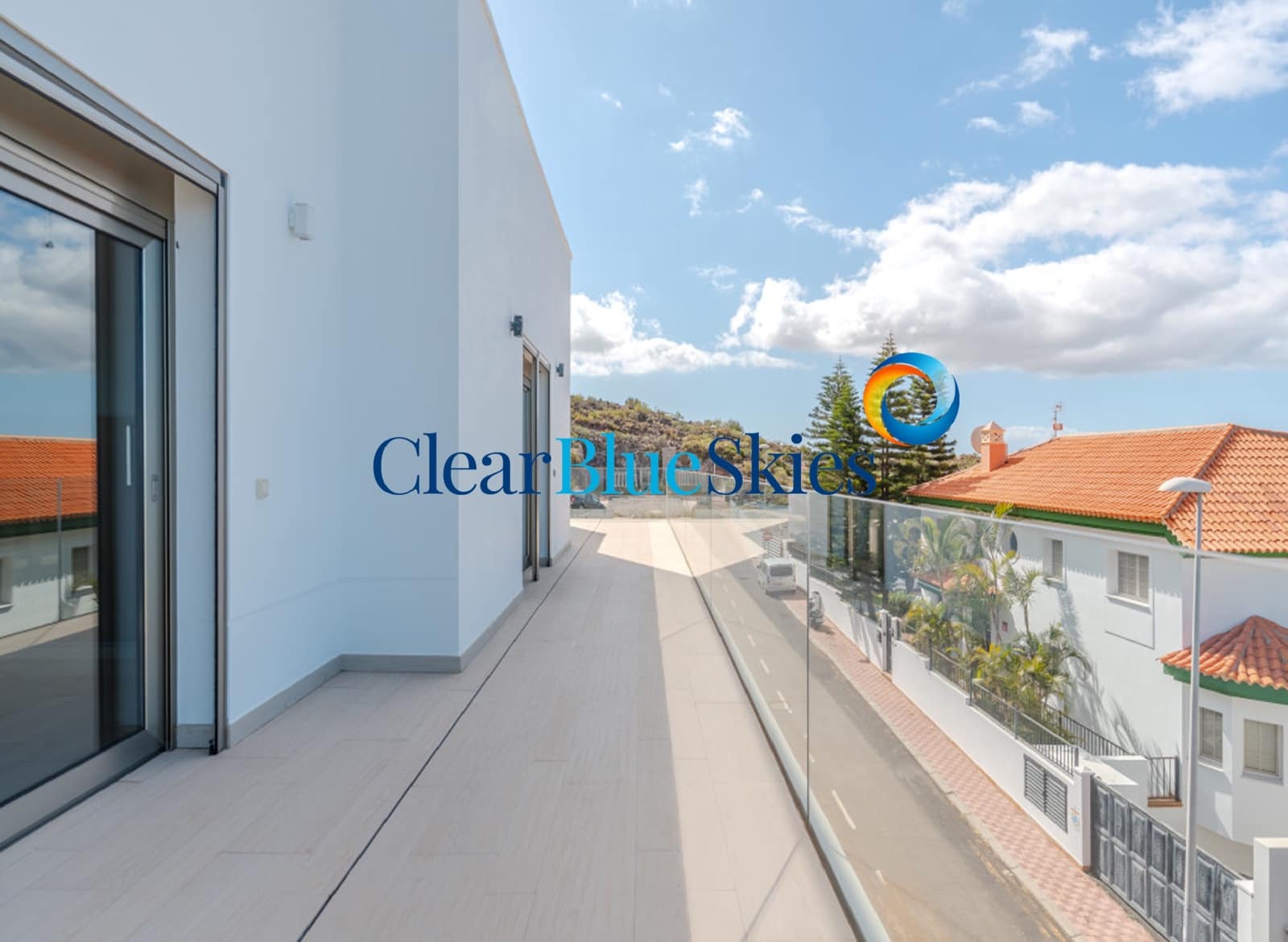 5 bedroom Villa for sale in Torviscas with garage - € 2,100,000 (Ref: 9798445)