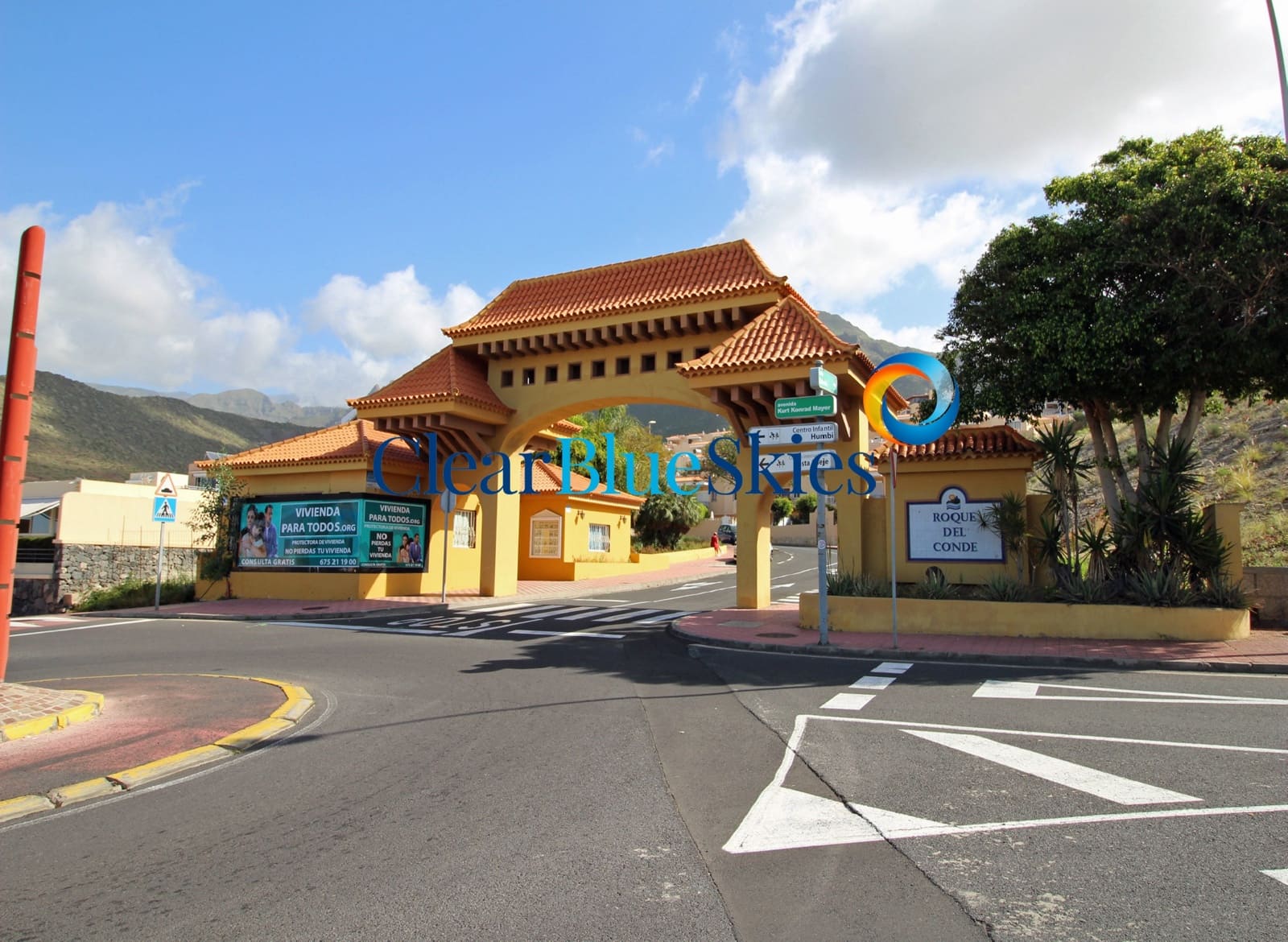 5 bedroom Villa for sale in Torviscas with garage - € 2,100,000 (Ref: 9798445)