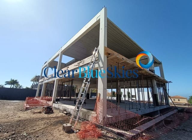 3 sypialnia Willa na sprzedaż w Playa Paraiso, Adeje z basenem garażem - 2 800 000 € (Ref: 9806929)