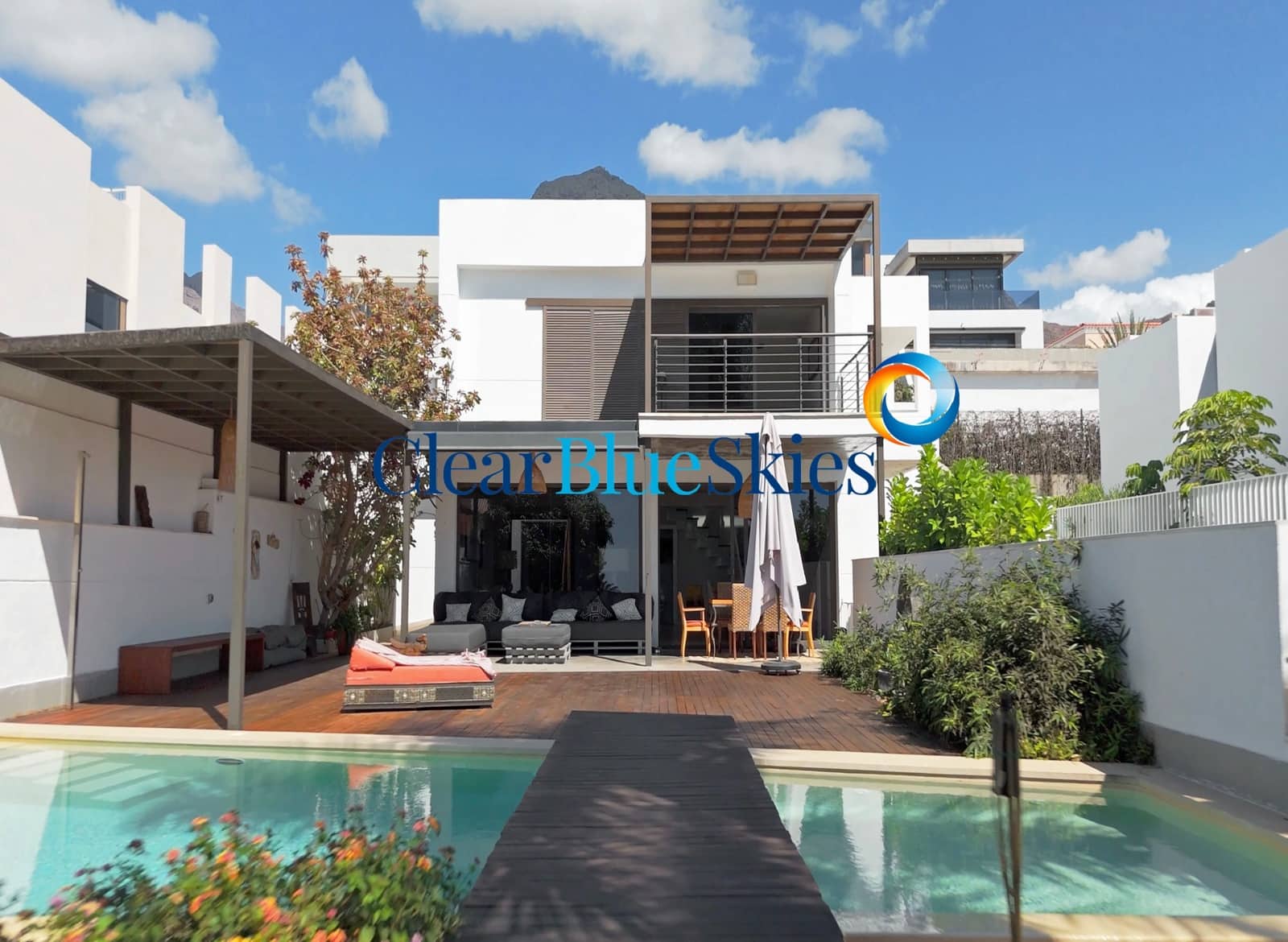 4 sovrum Villa till salu i El Madronal med pool garage - 2 625 000 € (Ref: 9809767)