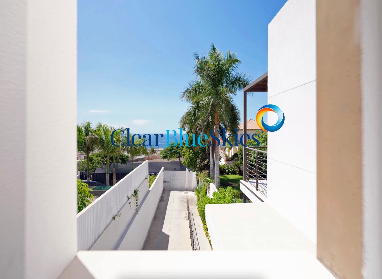 4 sovrum Villa till salu i El Madronal med pool garage - 2 625 000 € (Ref: 9809767)