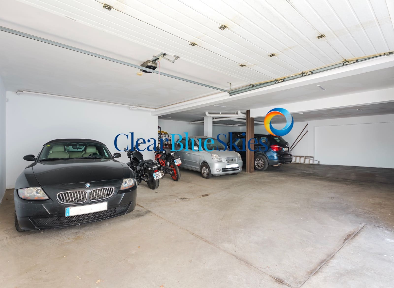 4 sovrum Villa till salu i El Madronal med pool garage - 2 625 000 € (Ref: 9809767)