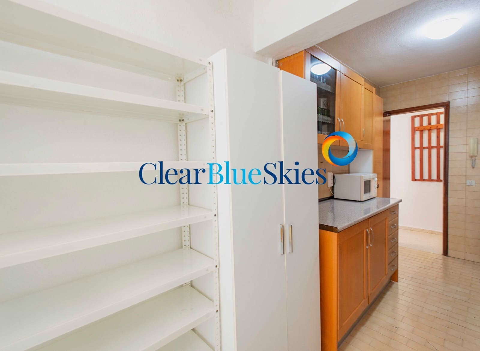 3 Zimmer Apartment zu verkaufen in Los Cristianos mit Garage - 399.000 € (Ref: 9812604)