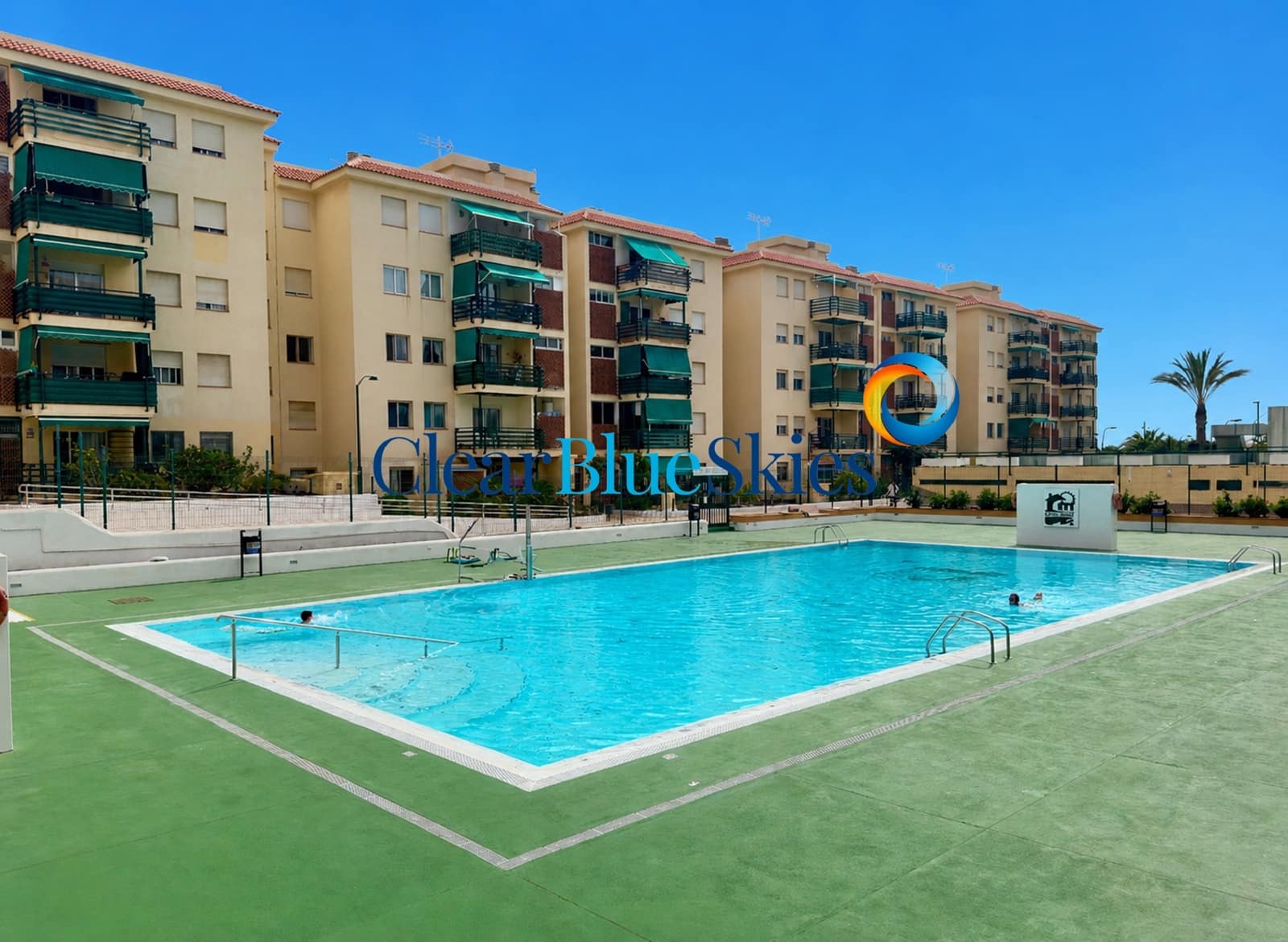 3 Zimmer Apartment zu verkaufen in Los Cristianos mit Garage - 399.000 € (Ref: 9812604)