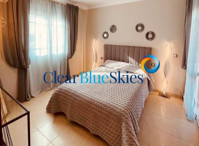 4 Zimmer Villa zu verkaufen in Los Cristianos, Arona mit Garage - 775.000 € (Ref: 9816575)
