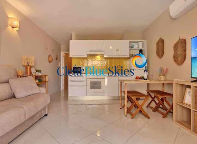 Estúdio para venda em Los Cristianos, Arona com garagem - 210 000 € (Ref: 9819536)