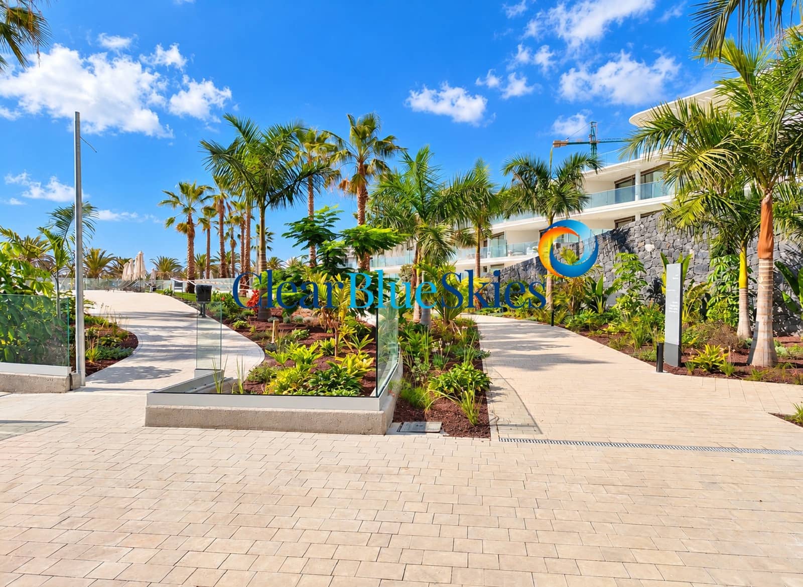 2 bedroom Penthouse for sale in Playa San Juan with pool garage - € 1,280,000 (Ref: 9827472)