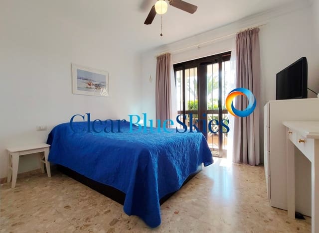 2 quarto Apartamento para venda em Amarilla Golf, San Miguel de Abona com piscina garagem - 265 000 € (Ref: 9834530)