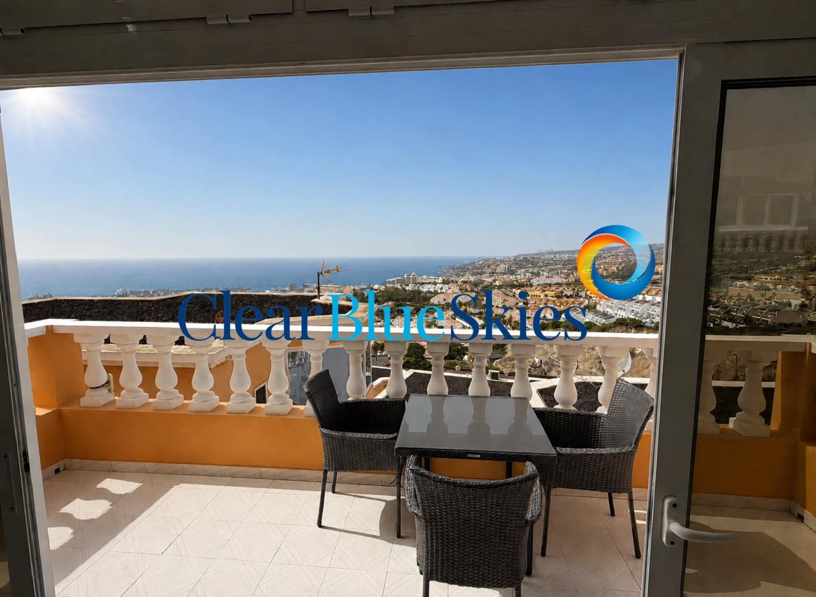 3 slaapkamer Villa te koop in Costa Adeje met garage - € 570.000 (Ref: 9834531)