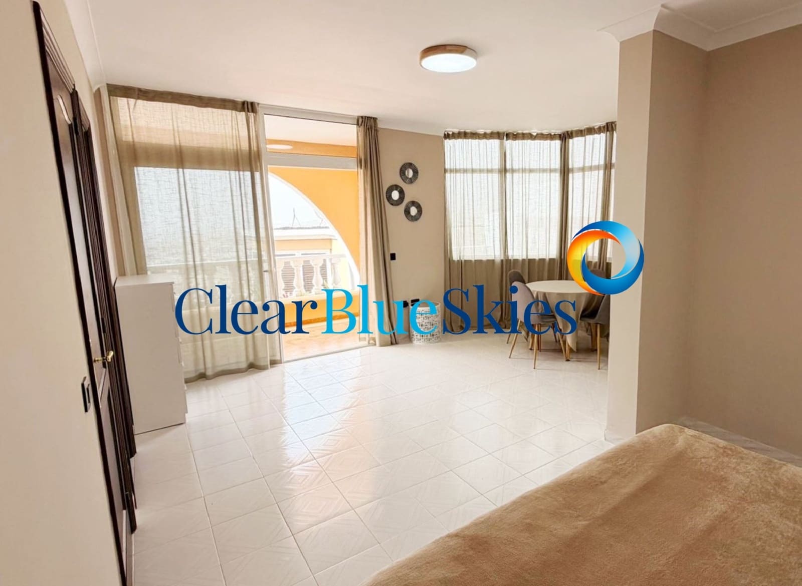 3 slaapkamer Villa te koop in Costa Adeje met garage - € 570.000 (Ref: 9834531)