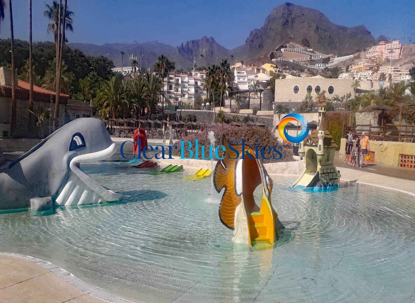 3 slaapkamer Villa te koop in Costa Adeje met garage - € 570.000 (Ref: 9834531)