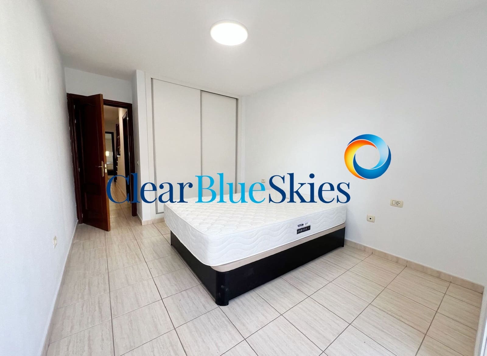 3 Zimmer Haus zu verkaufen in Valle de San Lorenzo mit Garage - 290.000 € (Ref: 9838620)