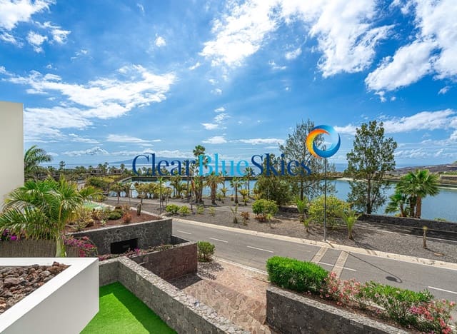 3 sypialnia Willa na sprzedaż w Playa San Juan, Guía de Isora z basenem garażem - 1 599 000 € (Ref: 9850856)