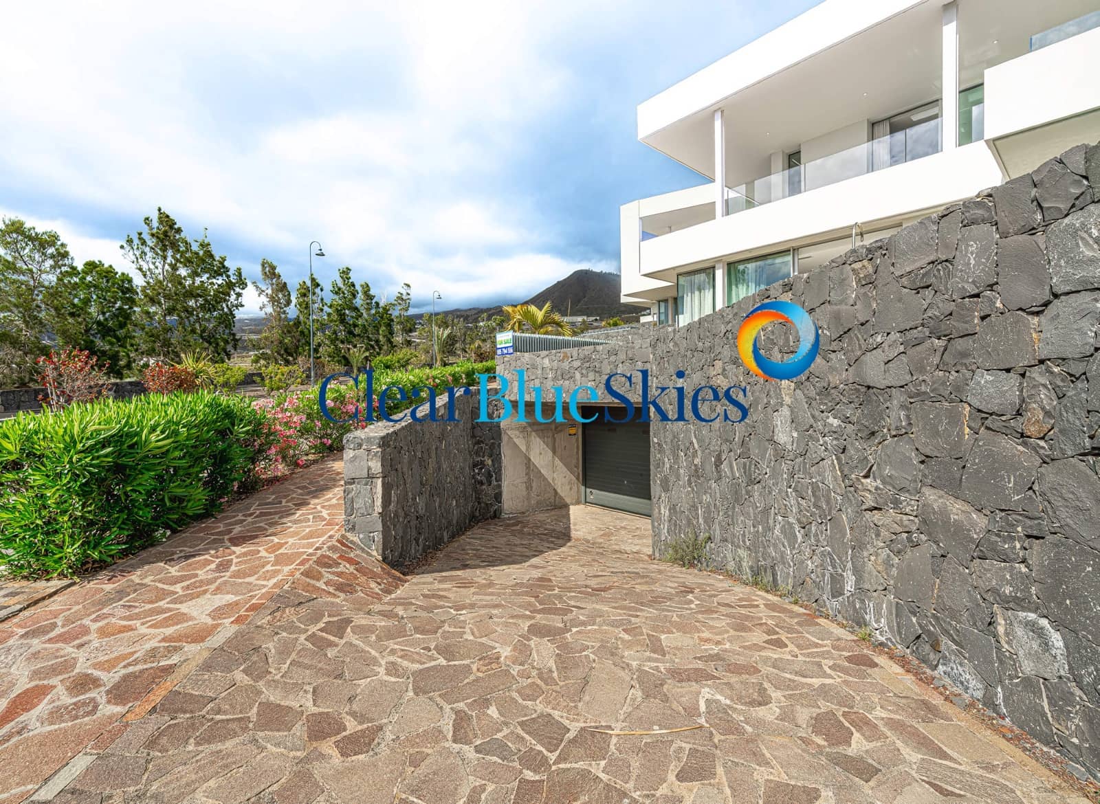 3 sypialnia Willa na sprzedaż w Playa San Juan z basenem garażem - 1 599 000 € (Ref: 9850856)