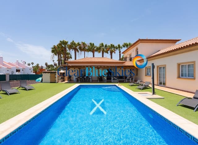 8 Zimmer Villa zu verkaufen in Golf del Sur, San Miguel de Abona mit Garage - 1.800.000 € (Ref: 9850858)