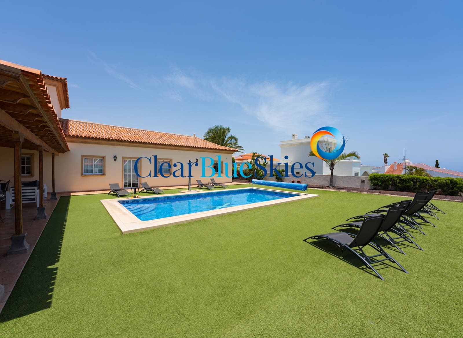 8 bedroom Villa for sale in Golf del Sur with garage - € 1,800,000 (Ref: 9850858)