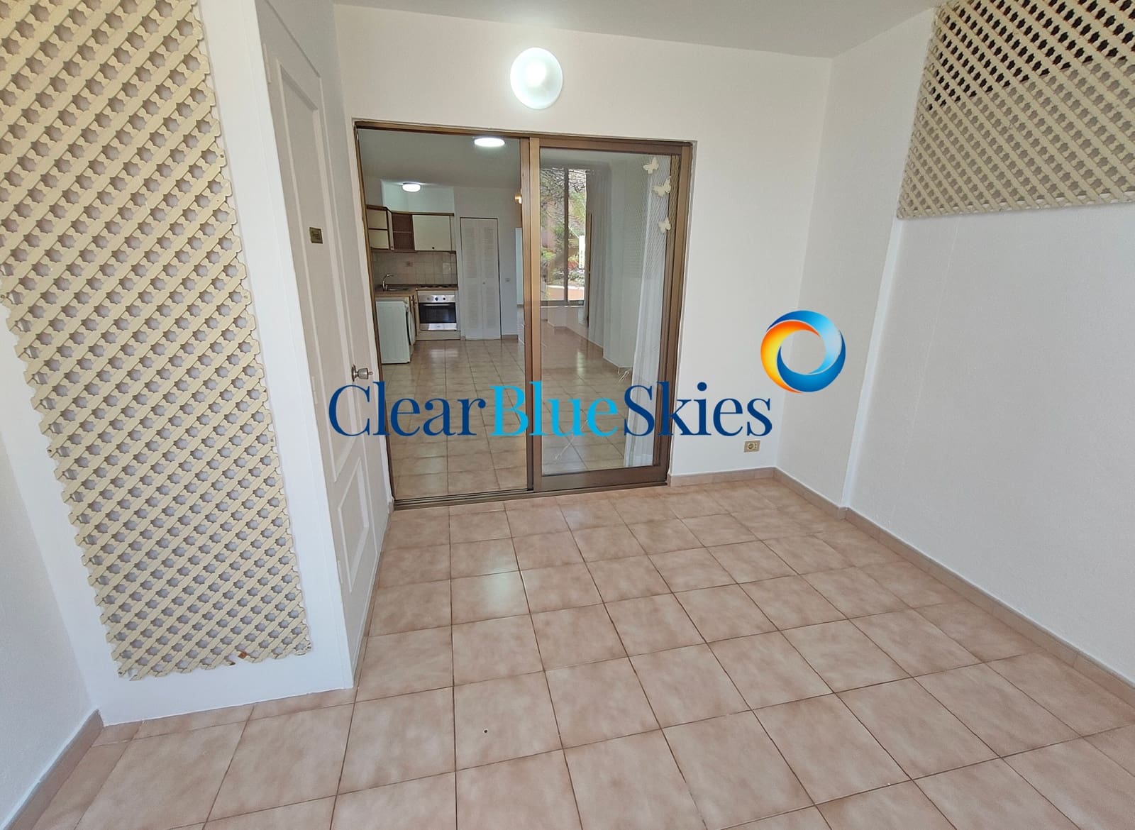 1 chambre Appartement à vendre à Los Cristianos avec piscine garage - 235 000 € (Ref: 9852075)