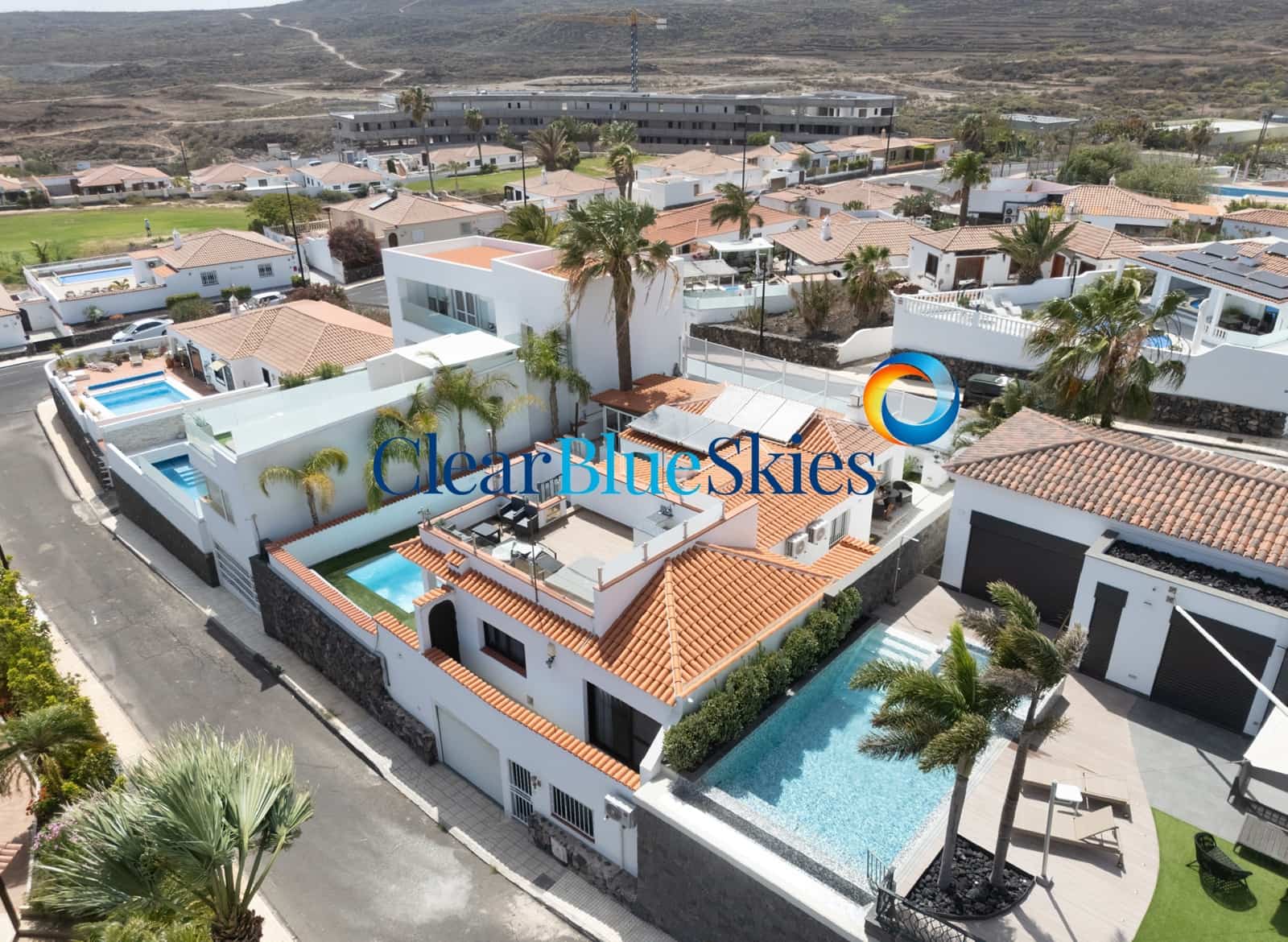 4 soverom Villa til salgs i Amarilla Golf med svømmebasseng garasje - € 1 100 000 (Ref: 9854673)