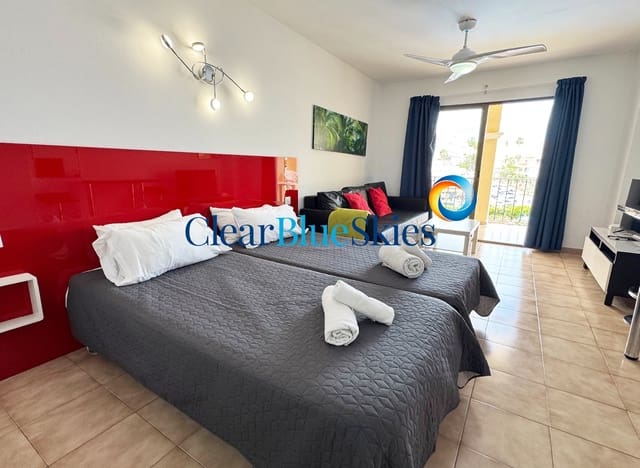 Studio te koop in Los Cristianos, Arona met garage - € 235.000 (Ref: 9863521)