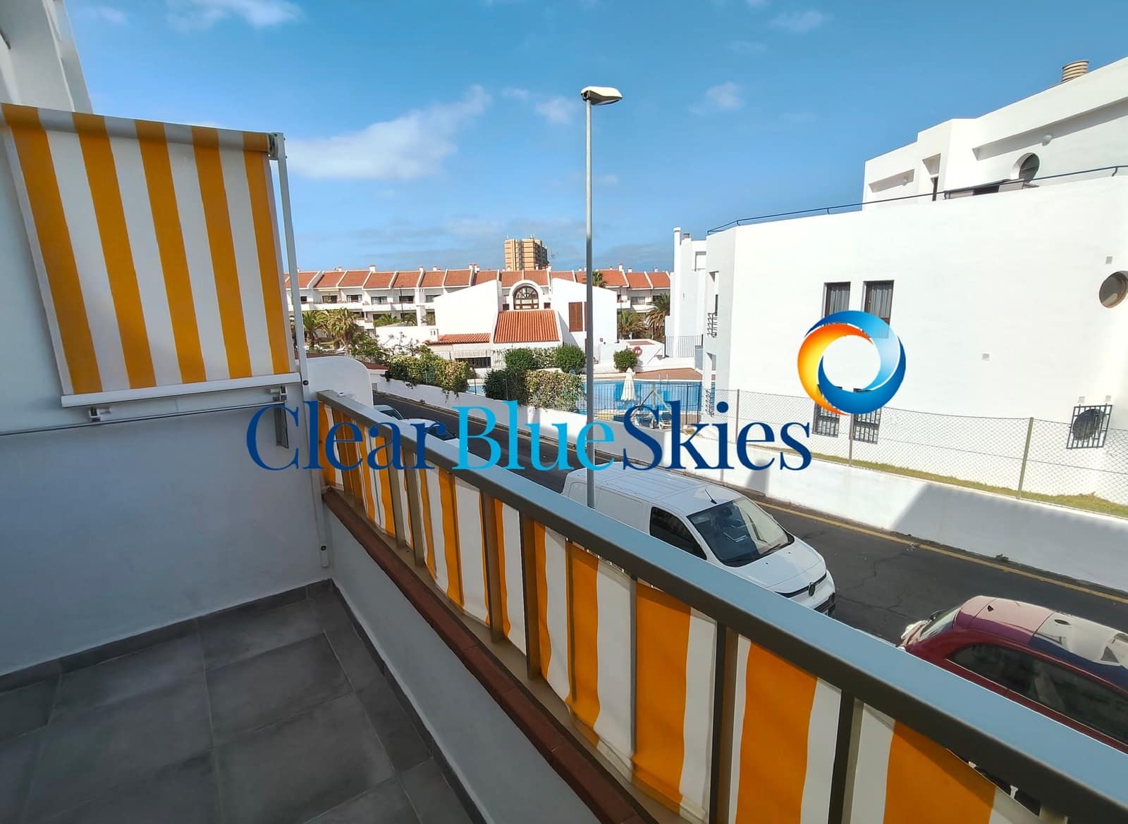 1 soveværelse Lejlighed til salg i Los Cristianos med swimmingpool garage - € 220.000 (Ref: 9877834)