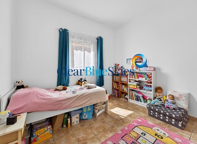 3 soveværelse Byhus til salg i Buzanada, Arona med garage - € 369.000 (Ref: 9885212)