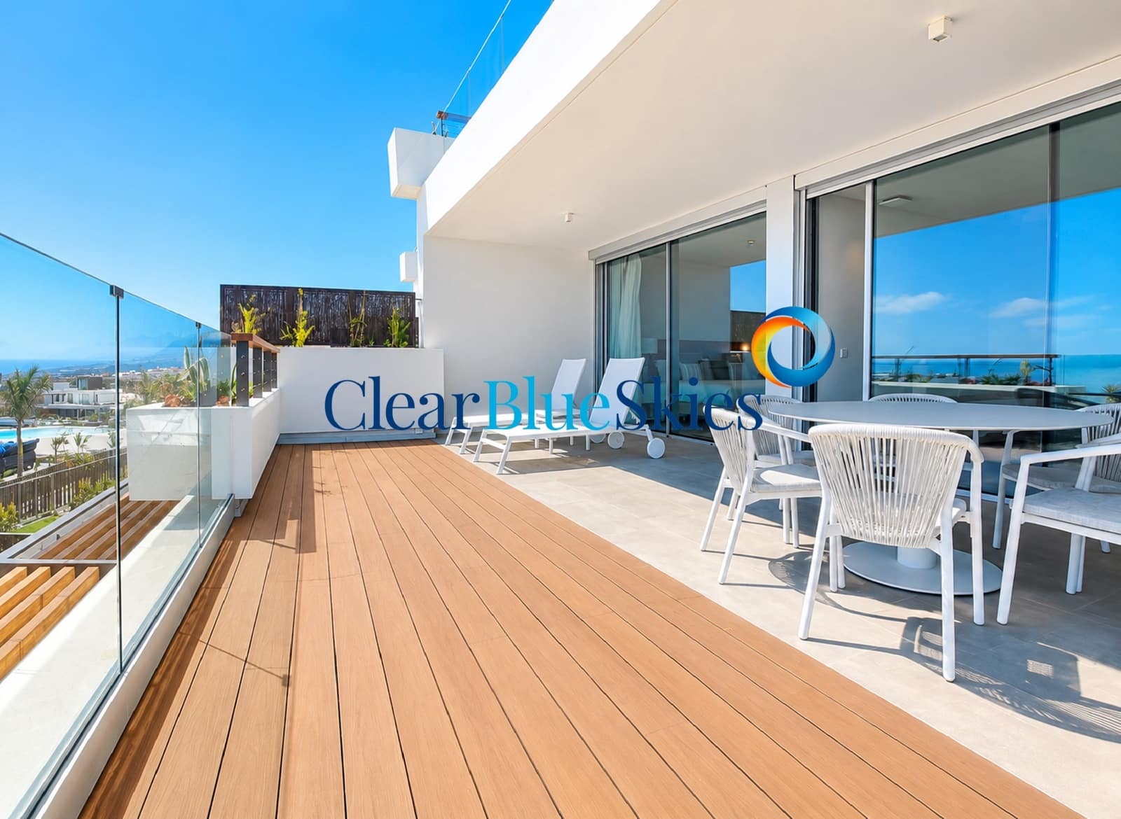 2 sovrum Lägenhet till salu i Playa San Juan med pool - 1 095 000 € (Ref: 9895051)
