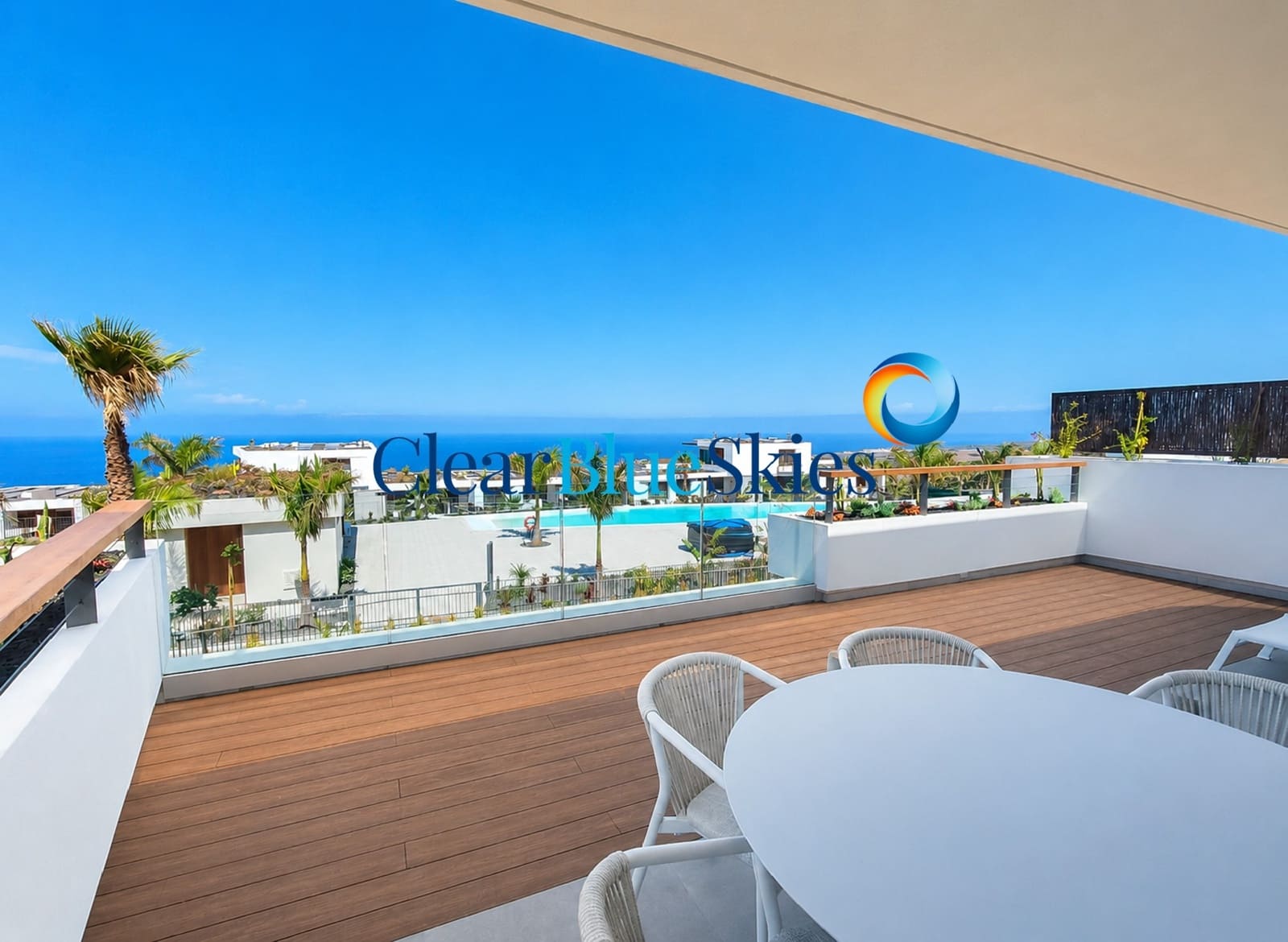 2 sovrum Lägenhet till salu i Playa San Juan med pool - 1 095 000 € (Ref: 9895051)