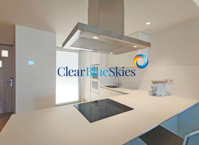 Apartamento de 2 habitaciones en Guía de Isora en venta con piscina - 1.095.000 € (Ref: 9895051)