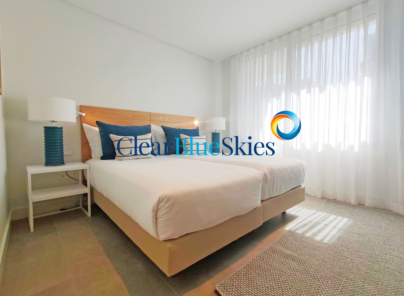 2 sovrum Lägenhet till salu i Playa San Juan med pool - 1 095 000 € (Ref: 9895051)