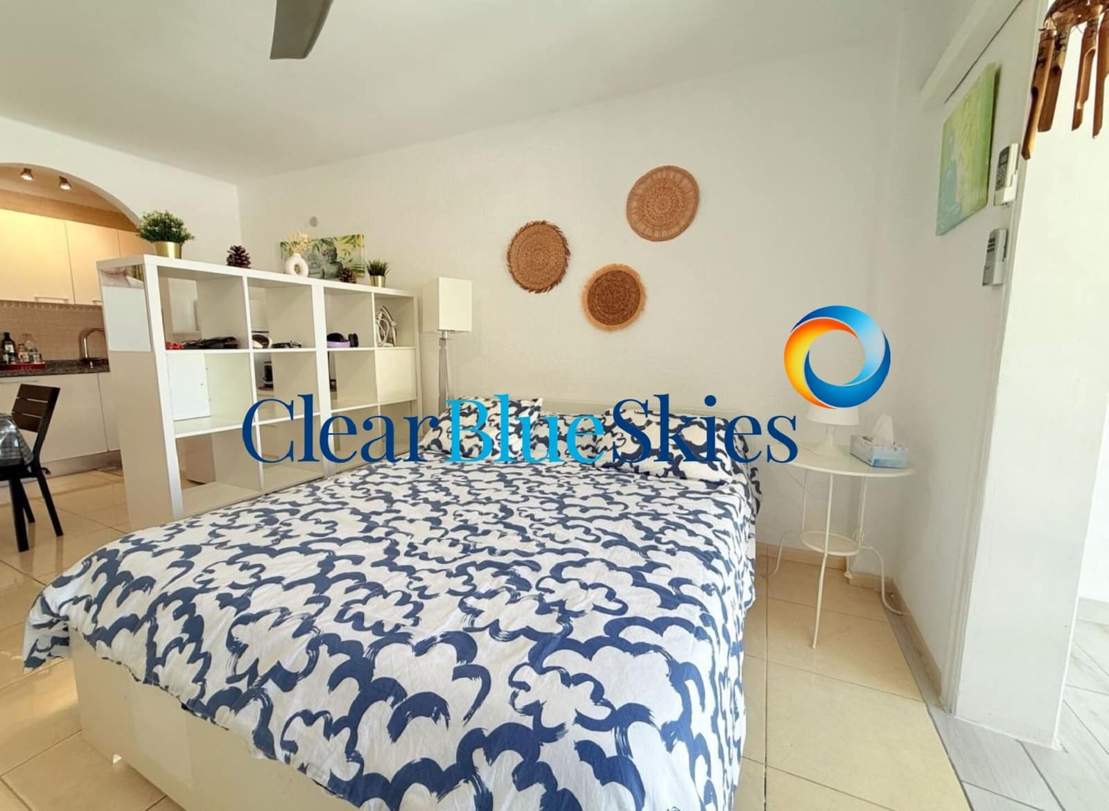 Studio te koop in Playa de las Americas met zwembad - € 249.000 (Ref: 9909018)