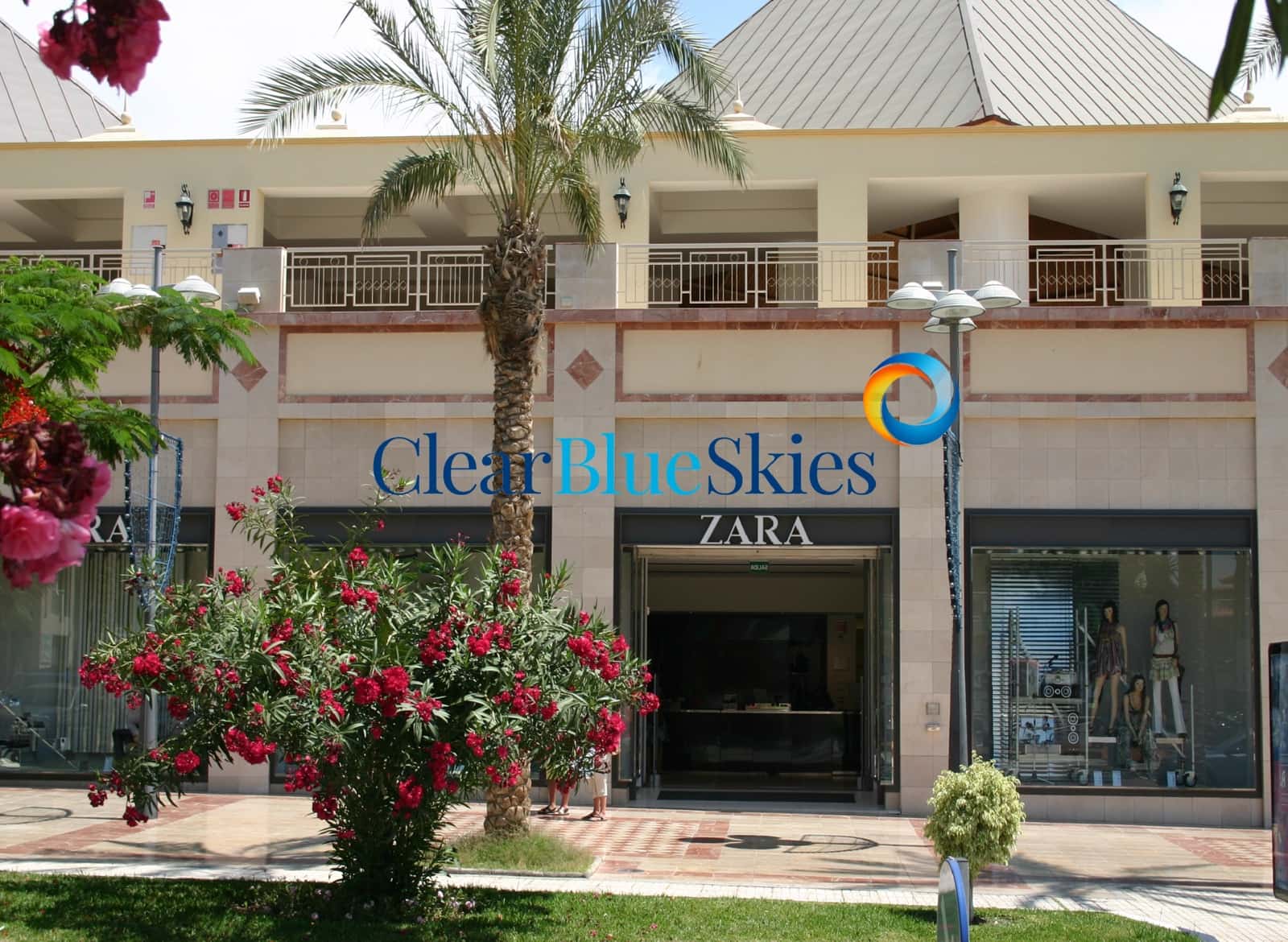 Studio te koop in Playa de las Americas met zwembad - € 249.000 (Ref: 9909018)