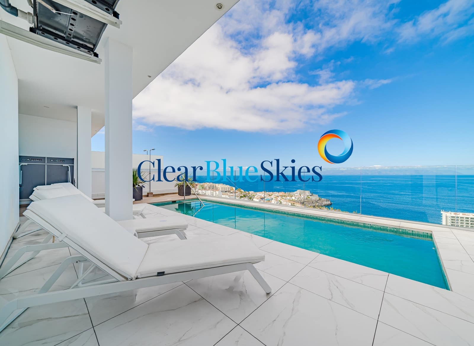 3 bedroom Penthouse for sale in Los Gigantes with pool garage - € 2,495,000 (Ref: 9912216)