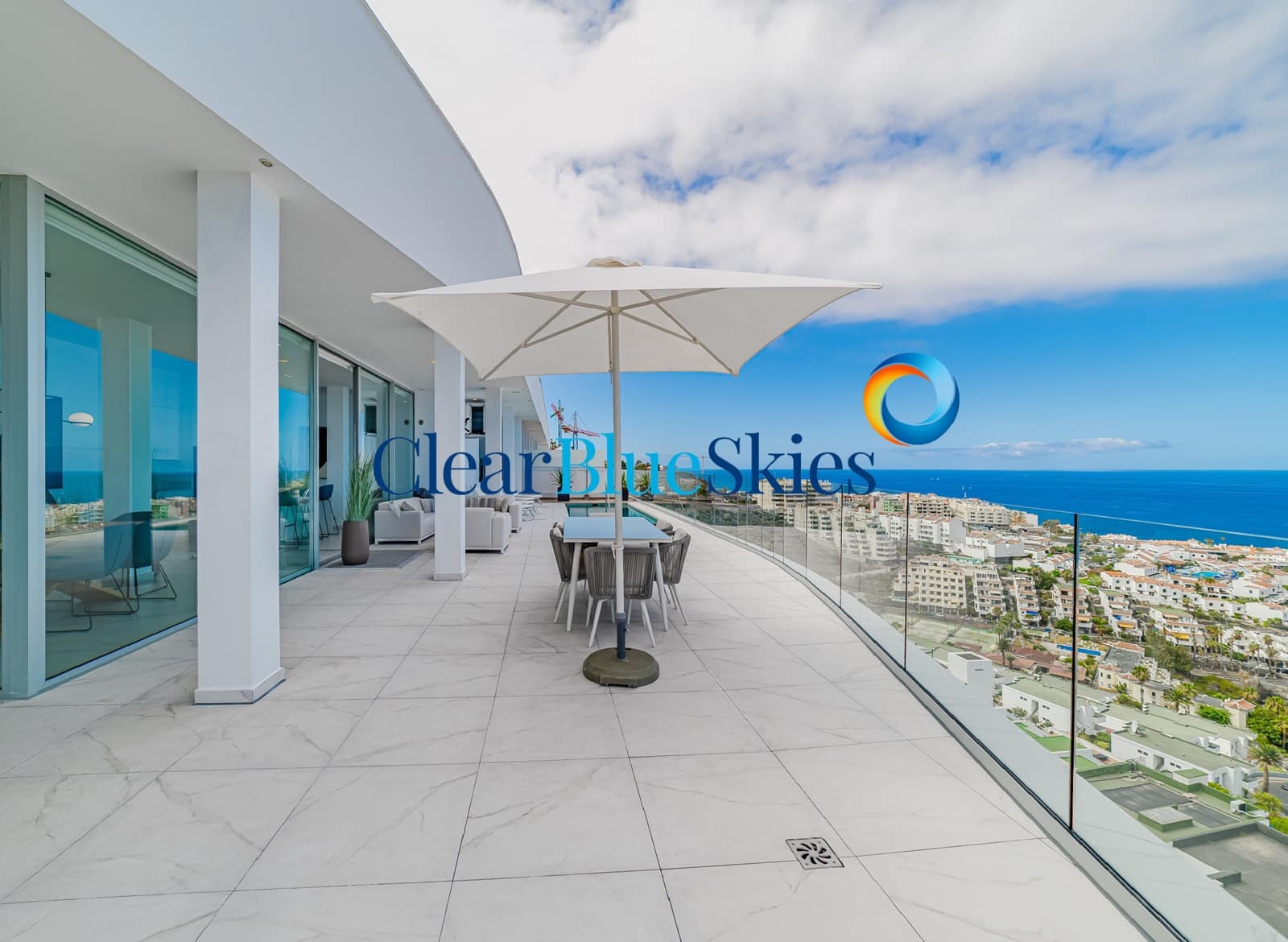 3 bedroom Penthouse for sale in Los Gigantes with pool garage - € 2,495,000 (Ref: 9912216)