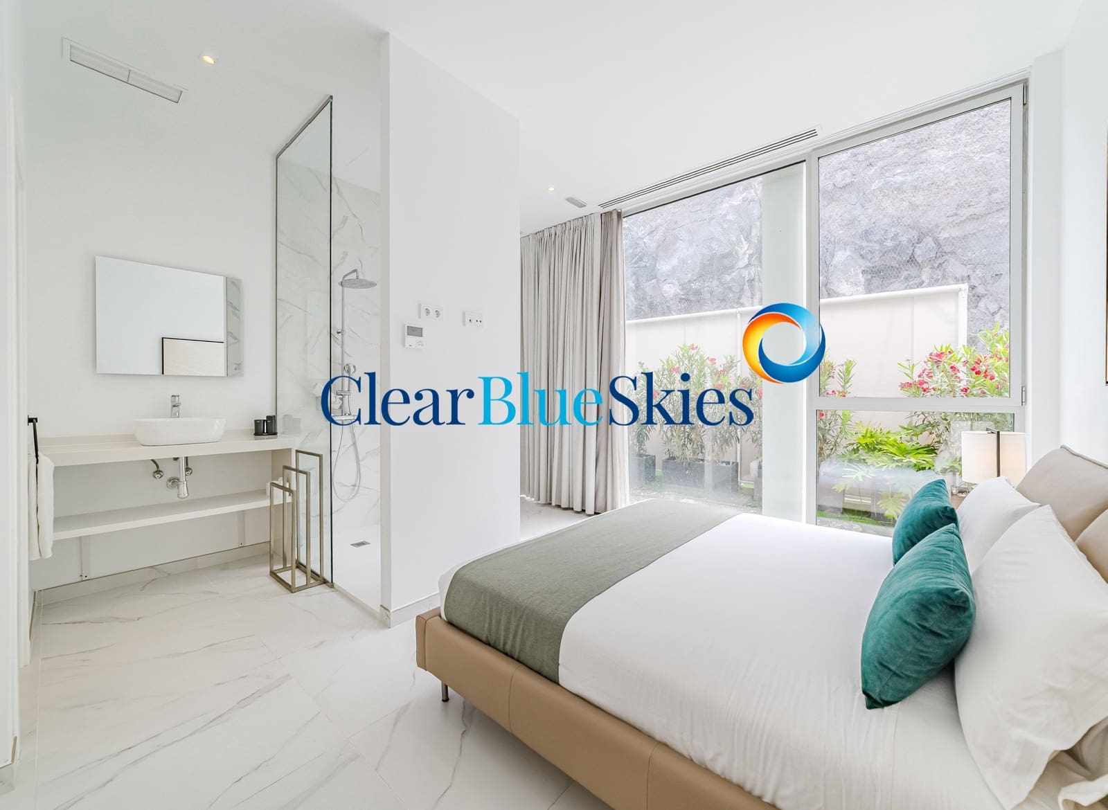 3 bedroom Penthouse for sale in Los Gigantes with pool garage - € 2,495,000 (Ref: 9912216)