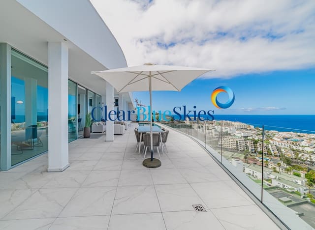 3 soveværelse Penthouse til salg i Los Gigantes, Santiago del Teide med swimmingpool garage - € 2.495.000 (Ref: 9912216)
