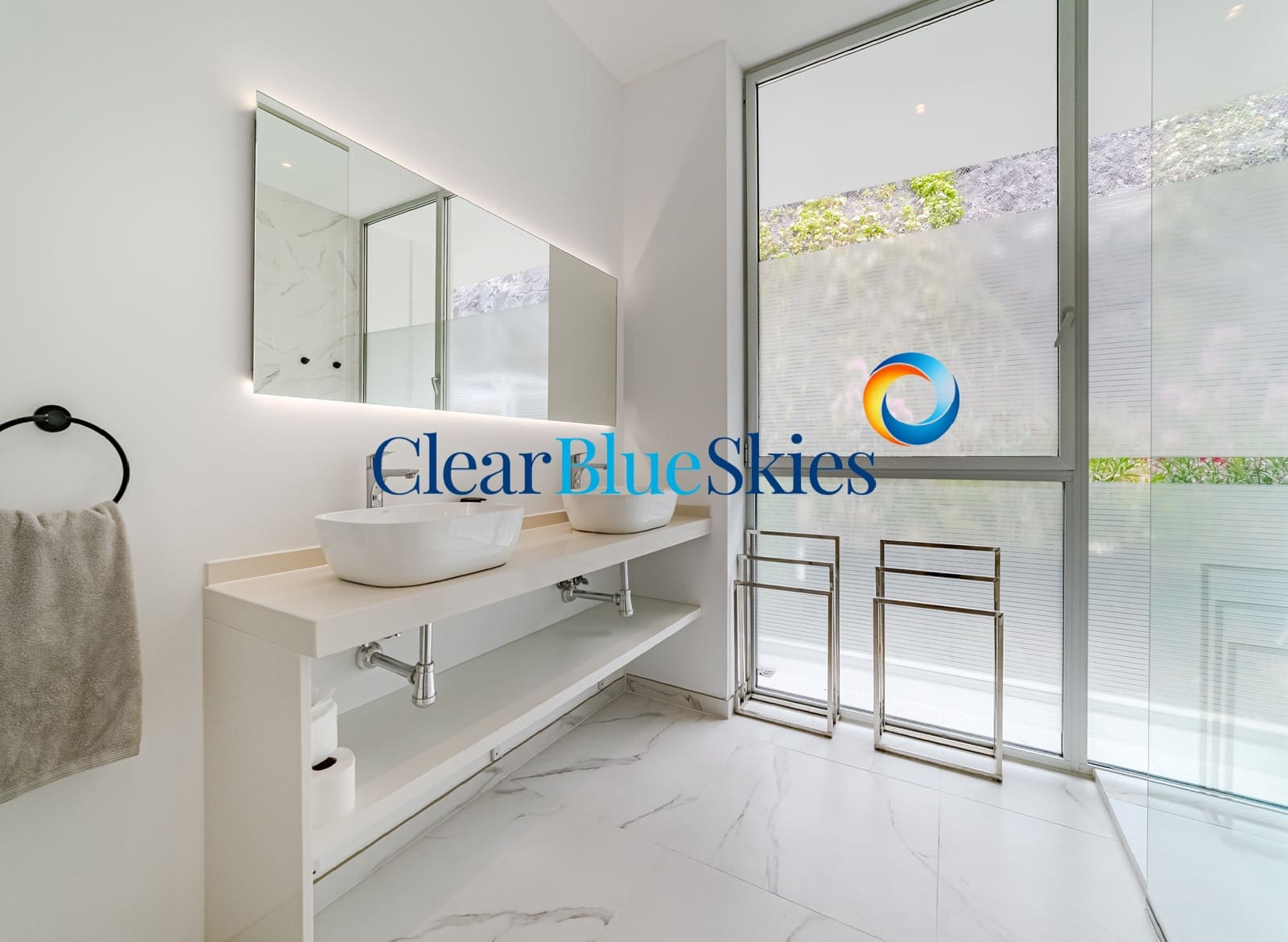 3 bedroom Penthouse for sale in Los Gigantes with pool garage - € 2,495,000 (Ref: 9912216)