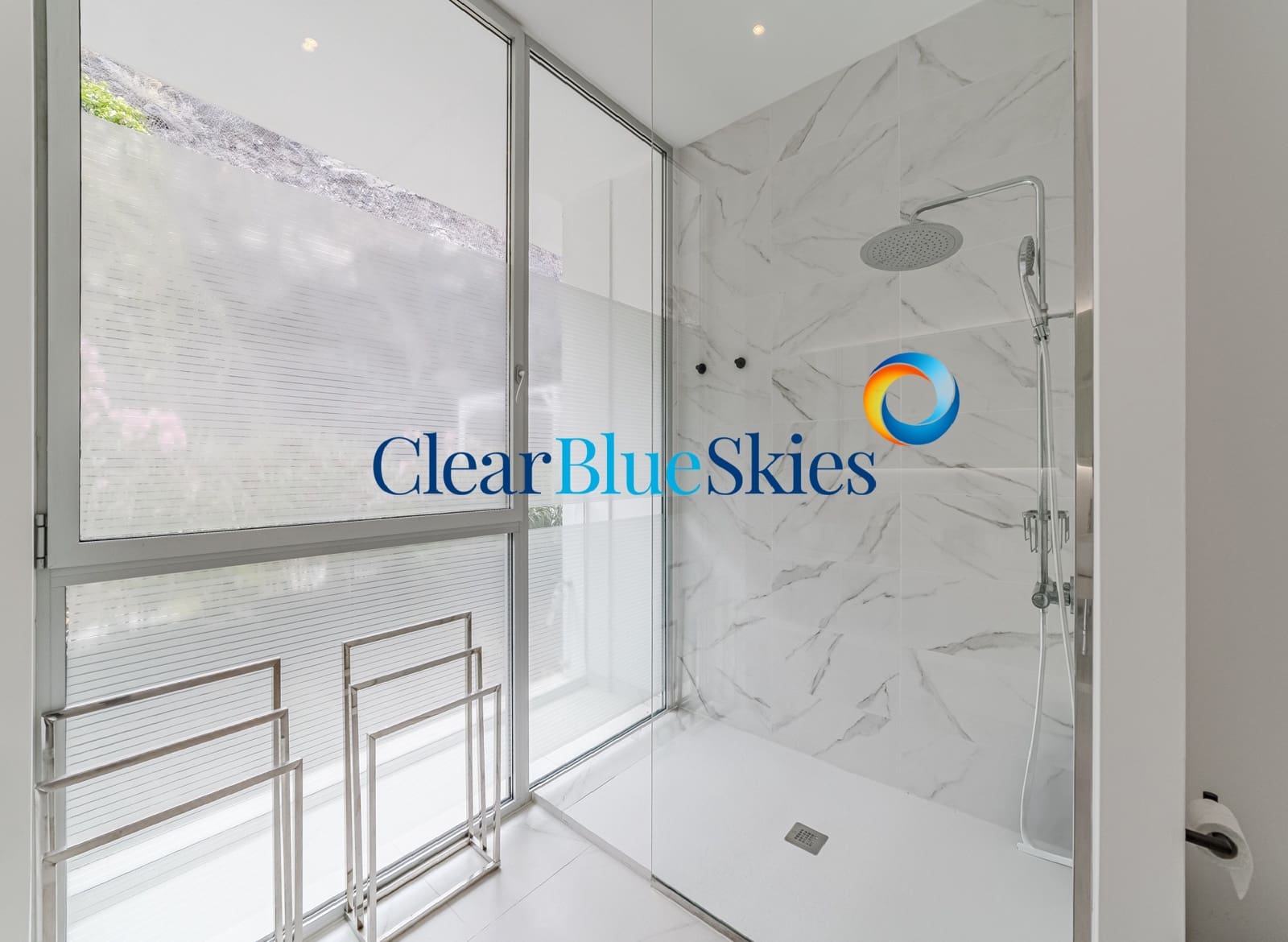 3 bedroom Penthouse for sale in Los Gigantes with pool garage - € 2,495,000 (Ref: 9912216)