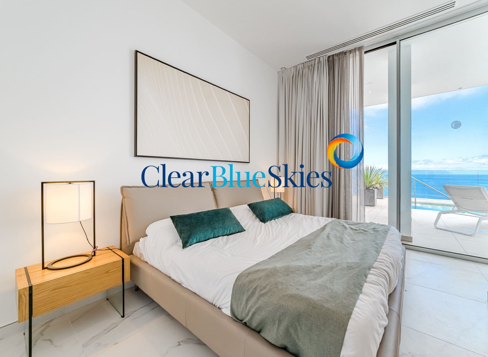 3 bedroom Penthouse for sale in Los Gigantes with pool garage - € 2,495,000 (Ref: 9912216)