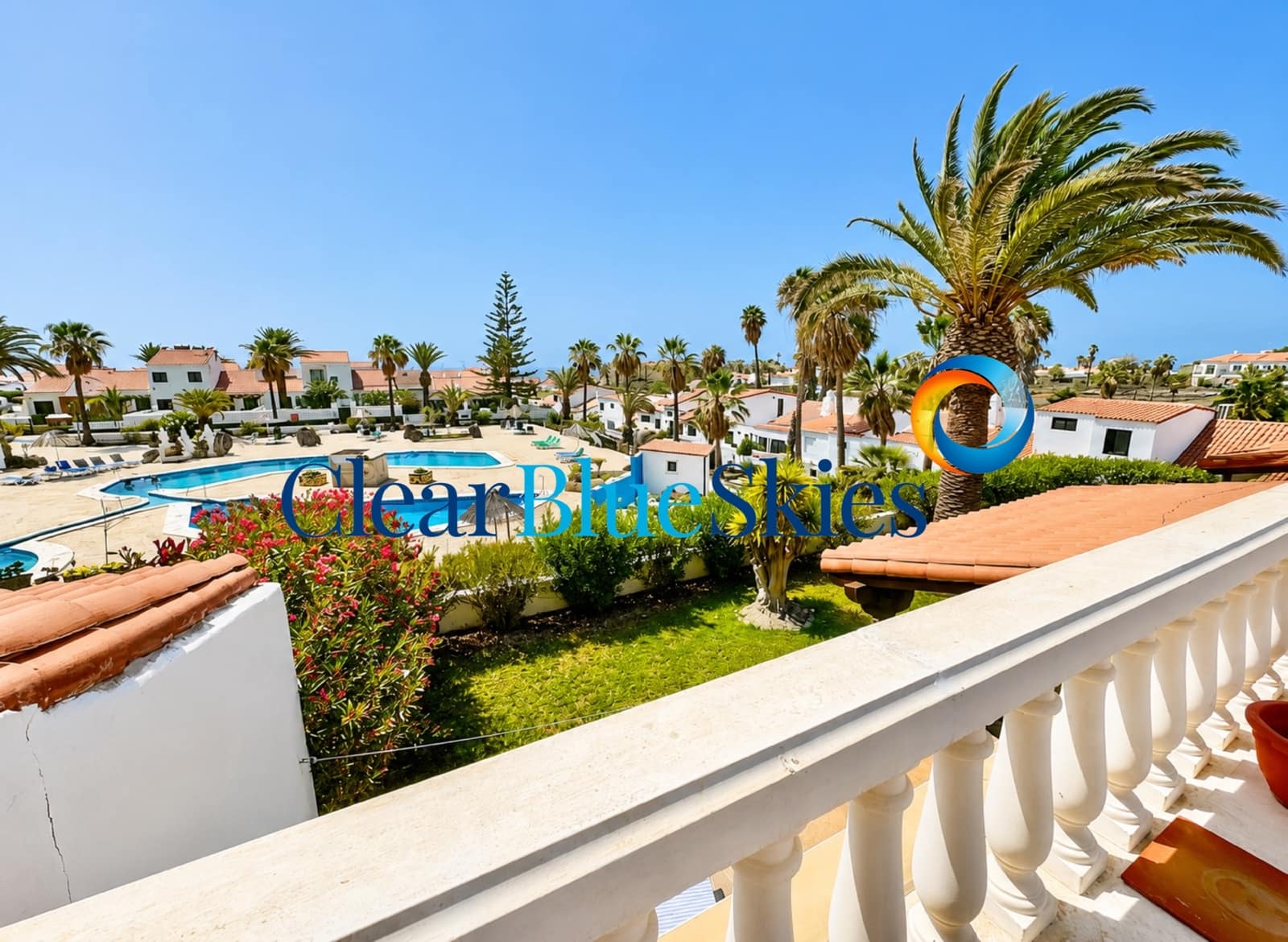 2 slaapkamer Bungalow te koop in Golf del Sur met zwembad garage - € 365.000 (Ref: 9914969)