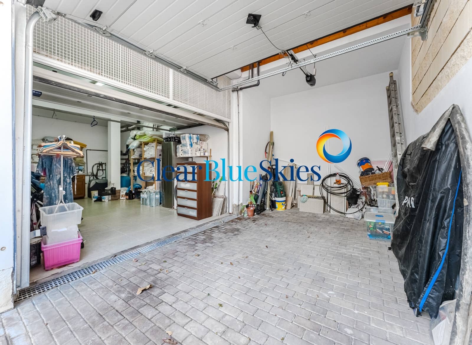 6 makuuhuone Huvila myytävänä paikassa Playa de la Arena mukana uima-altaan 
autotalli - 1 195 000 € (Ref: 9914970)